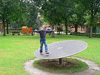 Der letzte Spielplatz

Aufnahmestandort:
N 52° 35′ 29.25″, O 9° 30′ 3.86″