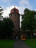 Der Klausturm in Bad Hersfeld

Aufnahmestandort:
N 50° 52′ 11.12″, O 9° 42′ 43.37″