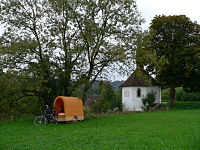 Schlafplatz mit eigener Kapelle

Aufnahmestandort:
N 47° 34′ 13.17″, O 8° 25′ 16.67″